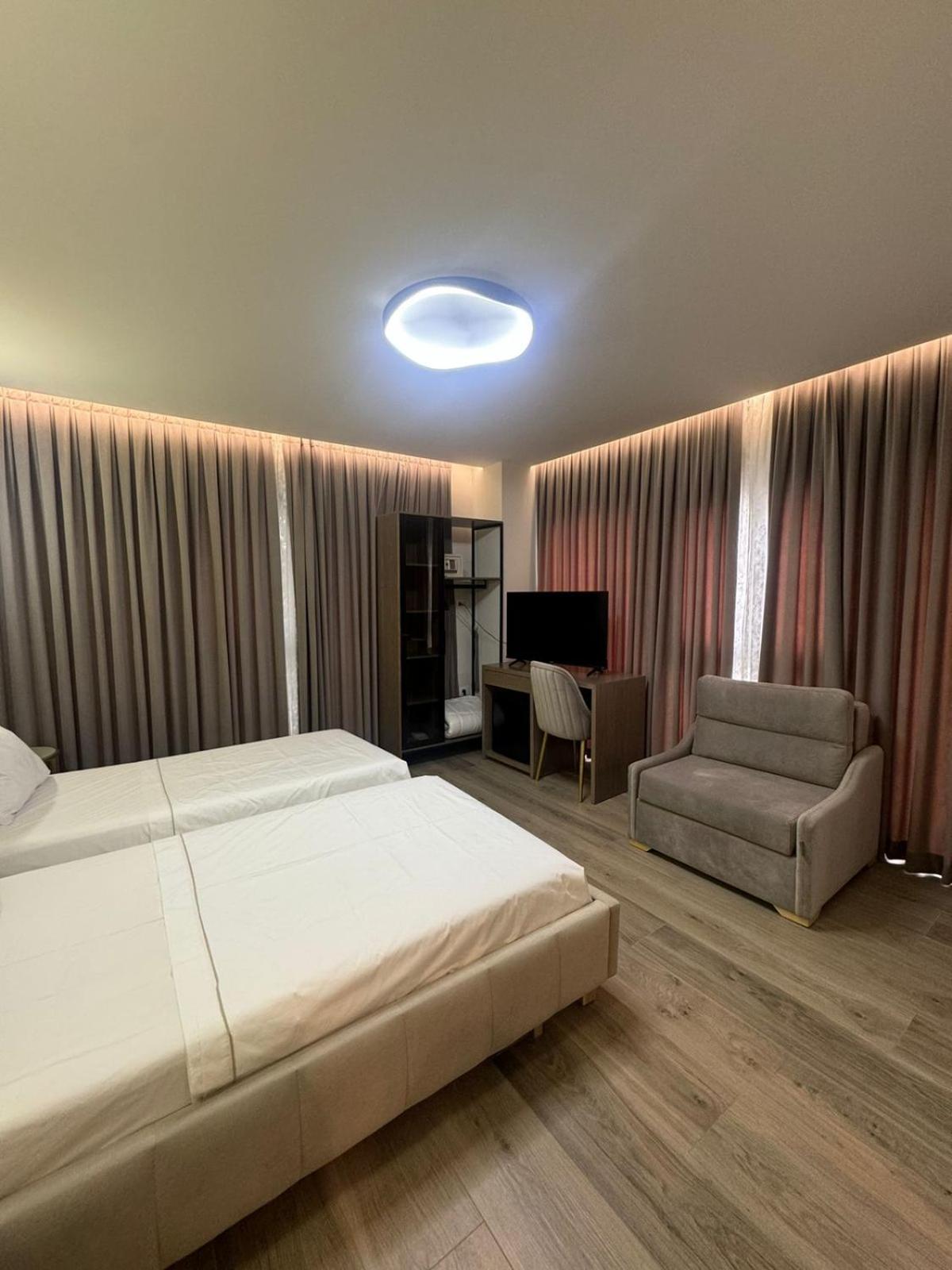 Olia Residence Tirana Exteriör bild