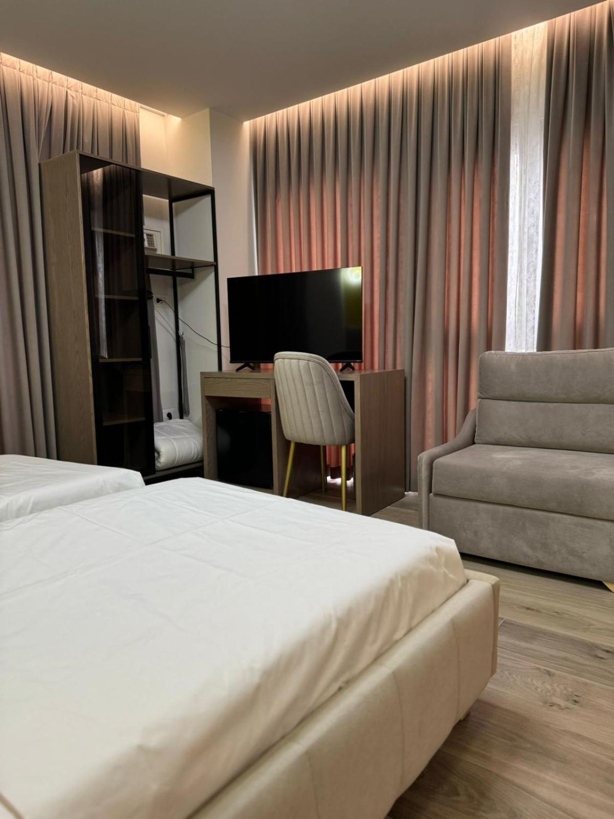 Olia Residence Tirana Exteriör bild